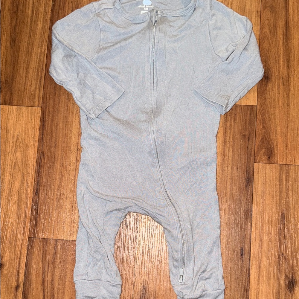 Cloud Island Light Gray Kids Footie